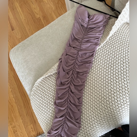 Worn once in vacation slinky ruched maxi dress size S - Picture 3 of 4